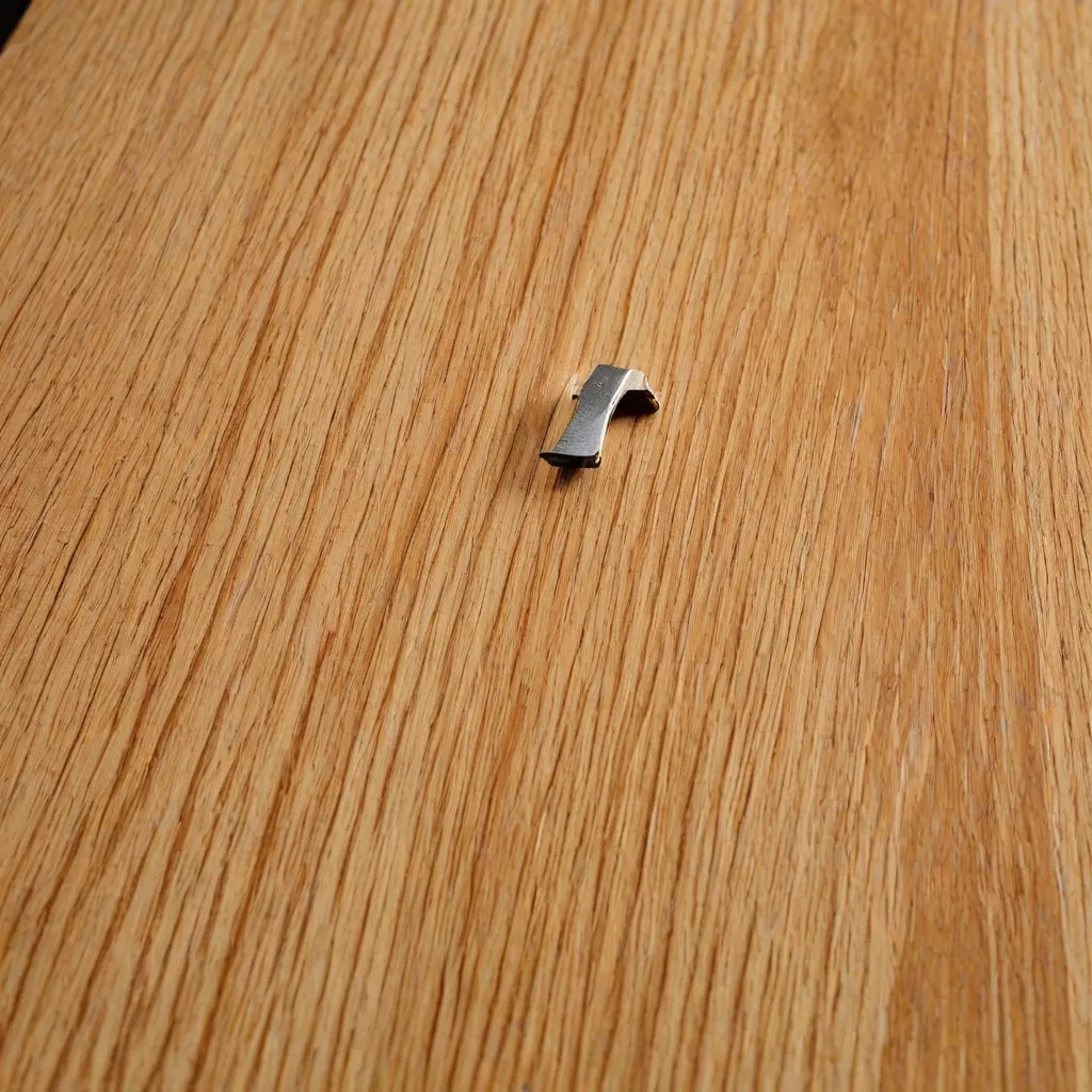 Jak zdjąć okleinę z mebli: prosty przewodnik